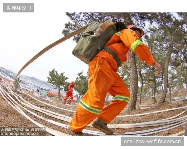 烟台泰和新材与山东泰山队签订技术合作协议，将护腿板的连续撞击载荷测试数据作为赞助权益核心，开创体育装备赞助新模式